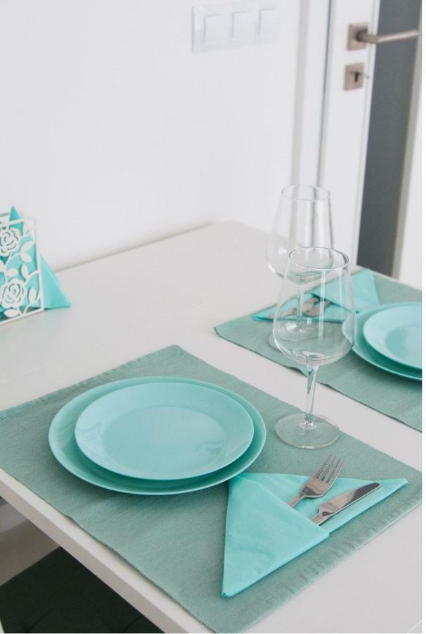 Apartamento Free Parking In Garage Karolina Plazza, New Cosy With Need