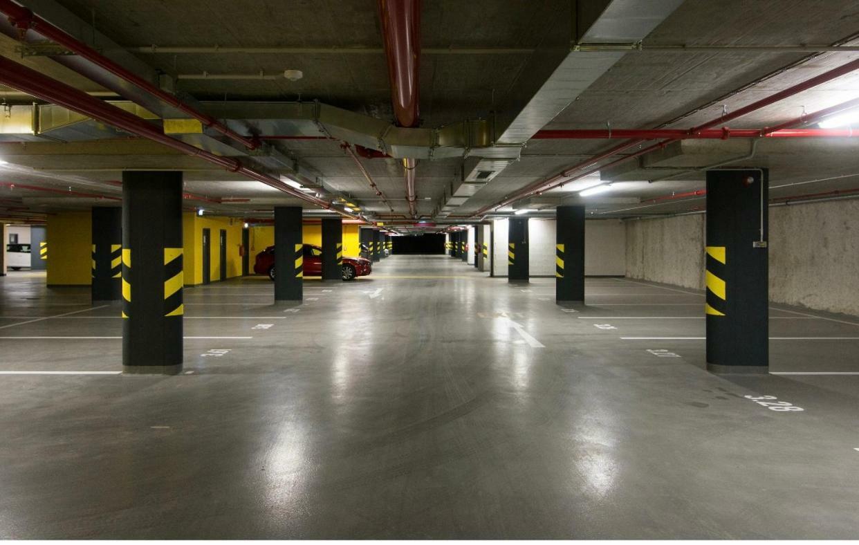 Free Parking In Garage Karolina Plazza, New Cosy With Need Praga